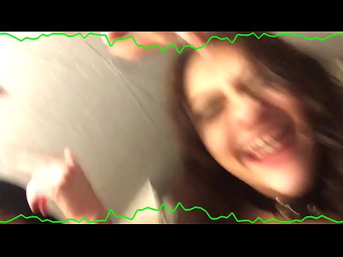 ❤️ Dvi seksualios brunetės emocinės kelnaitės lieka bastardai keista kalė ️❌ Seks video prie mūsų ❌️